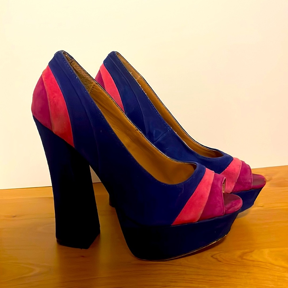 Steve Madden high high platforms